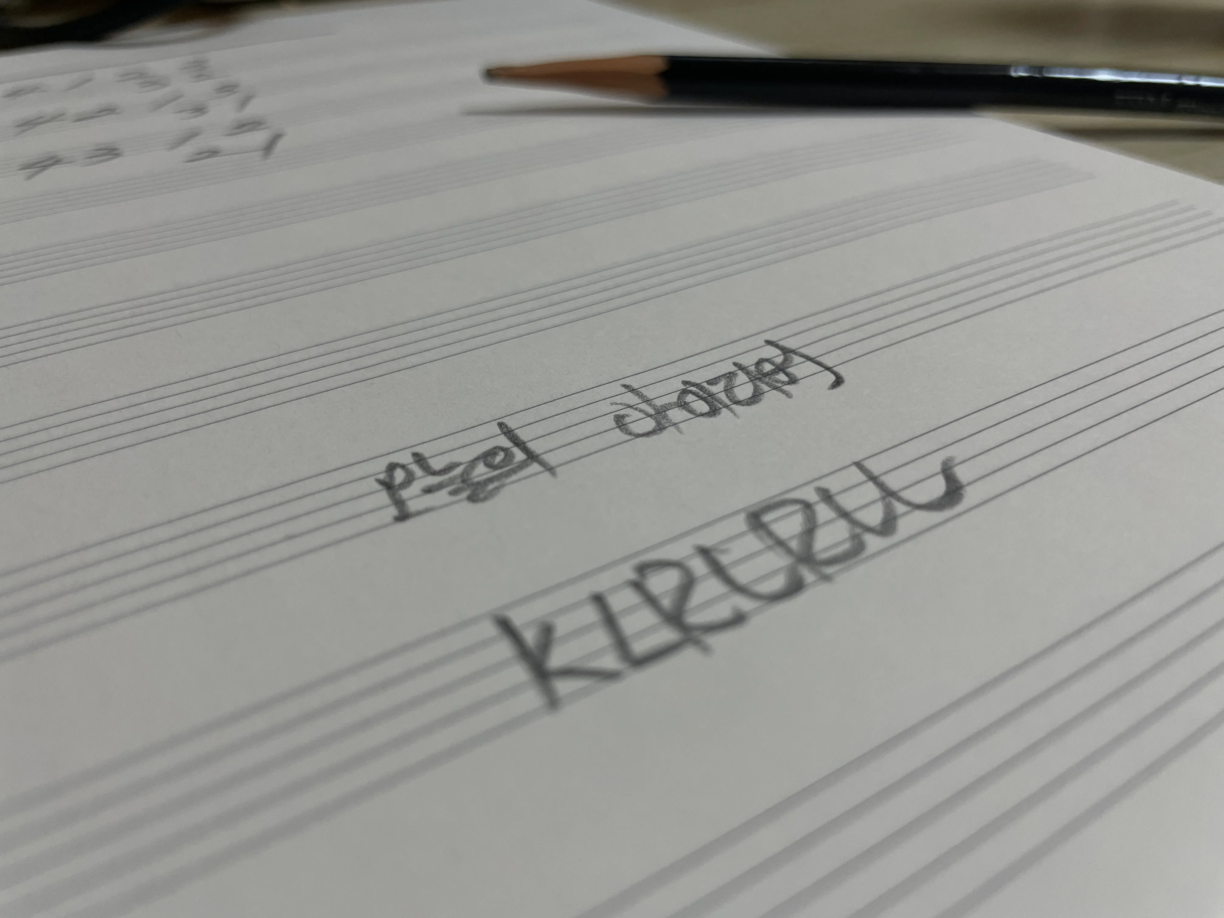 μ€λμ μμ΄λμ΄ KLRLRLL